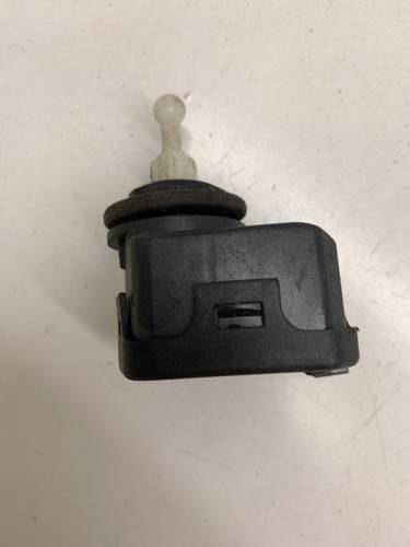 Volkswagen PASSAT B5.5 2002 Scheinwerferstellmotor 1J0941295C DRA14658