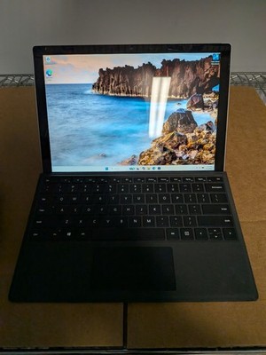 Microsoft Surface Pro 6 (1796) - i7-8650U, 16GB RAM, 512GB SSD -  Win11 Pro