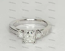 1.50 Ct Princess Cut Simulated Diamond Women's Engagement Ring White Gold Plated