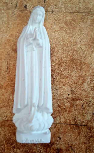 Devotionalie Fatima Figur Muttergottes Madonna Maria Magnet NEU - Bild 1 von 3