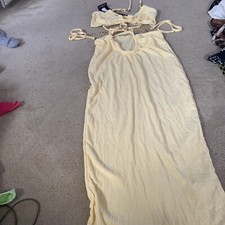 Prettylittlething dress  shape Pale Yellow Texture Chain Detail Cutout Midaxi 14