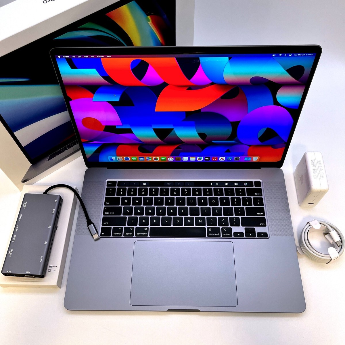 【美品】MacBook Pro 16inch(Core i9/16GB/1TB) Apple MacBook Pro 16