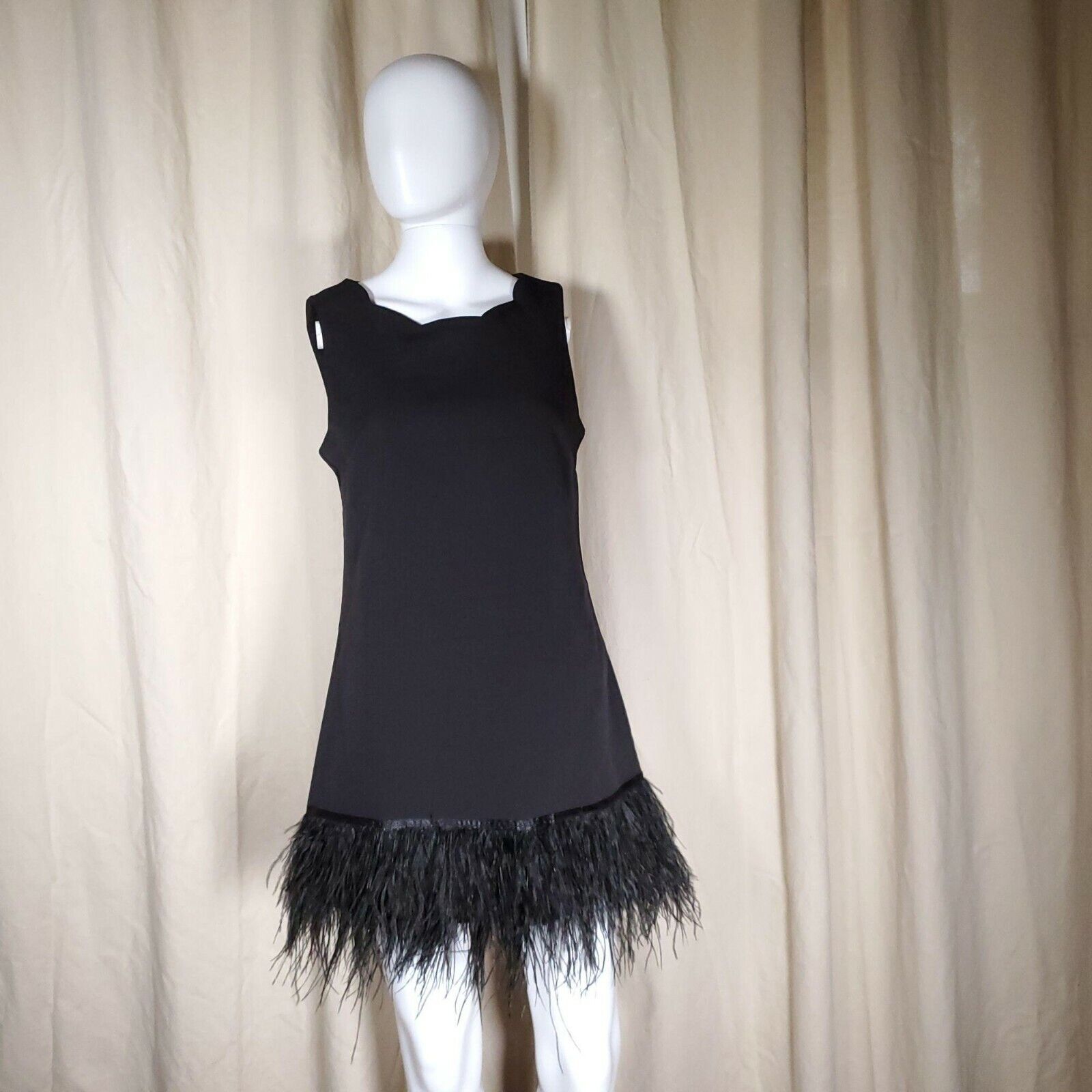 Ostrich feather dress - Gem