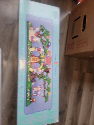 1999 Jaimy Design Easter Jubilee ''Easter Bunny Tree House''  21'' long NEW