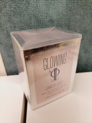 Today's discount!  JLo Jennifer Lopez Glowing 30ml original perfume in foil!