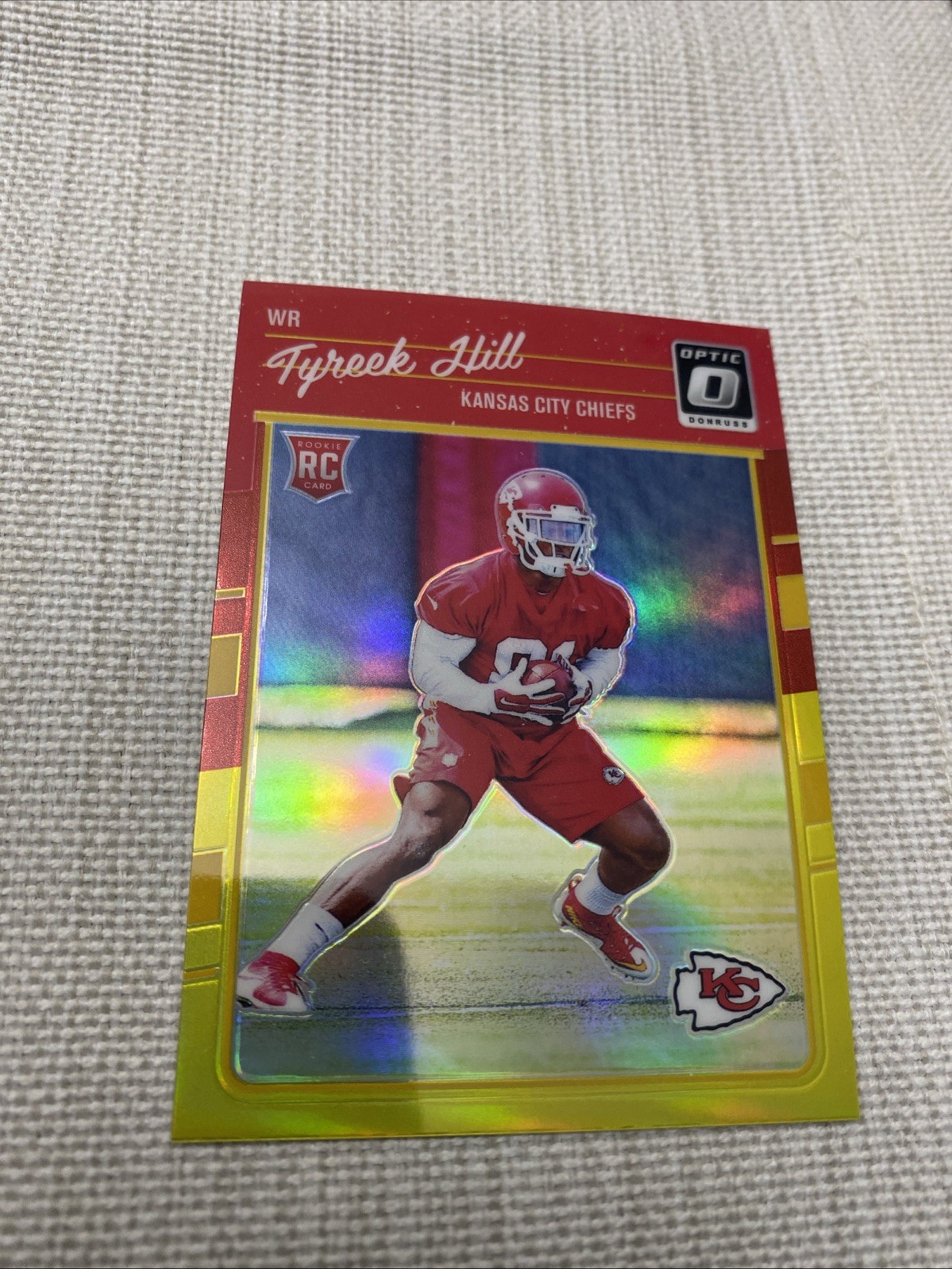 2016 Donruss Optic Tyreek Hill Rookie Red & Yellow Prizm #117 Kansas City Chiefs