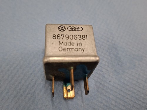 Kraftstoffpumpenrelais 867906381 Relais Kraftstoffpumpe VW Polo 86c 1.3 MKB AAV