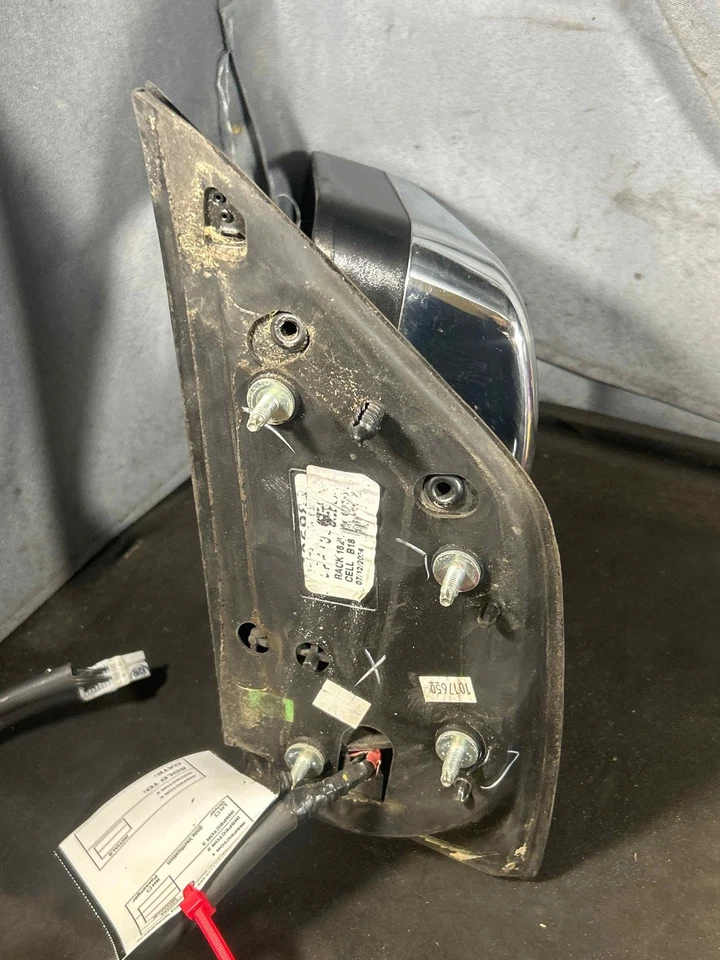 Fits 2004-2005 Infiniti QX56 Left Door Mirror (chrome) OEM:96302ZC60A Foto 4 de 4