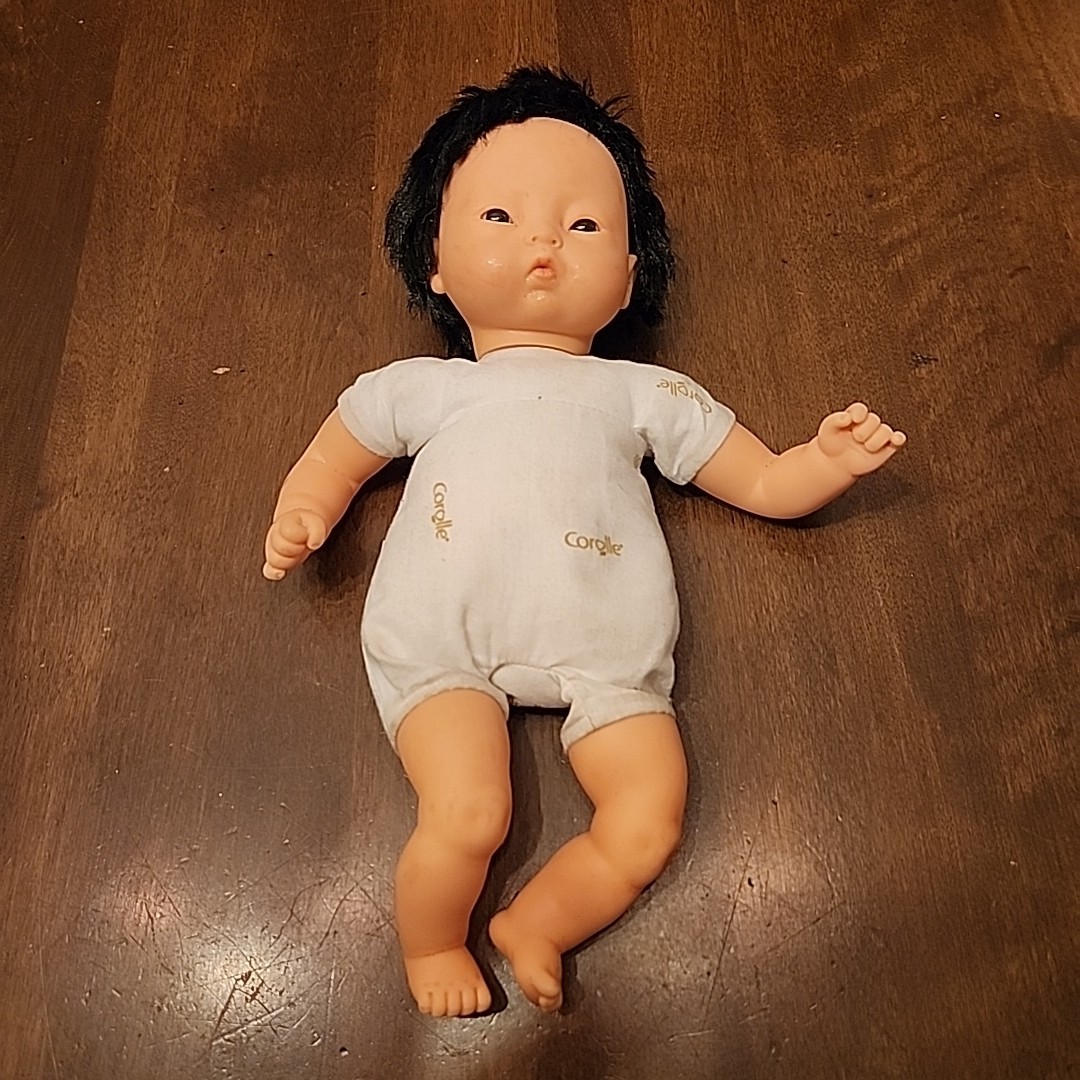 2005 Corolle Asian Baby Doll Vinyl Head Black Hair Soft Flop