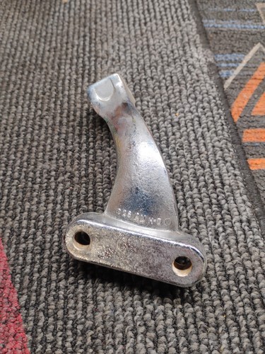 Harley Davidson Chrome Left Footpeg Footrest Mount Bracket