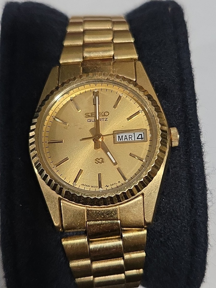 Vintage Seiko SQ Ladies Gold Tone Date Day Dial Fluted Bezel  display picture 1
