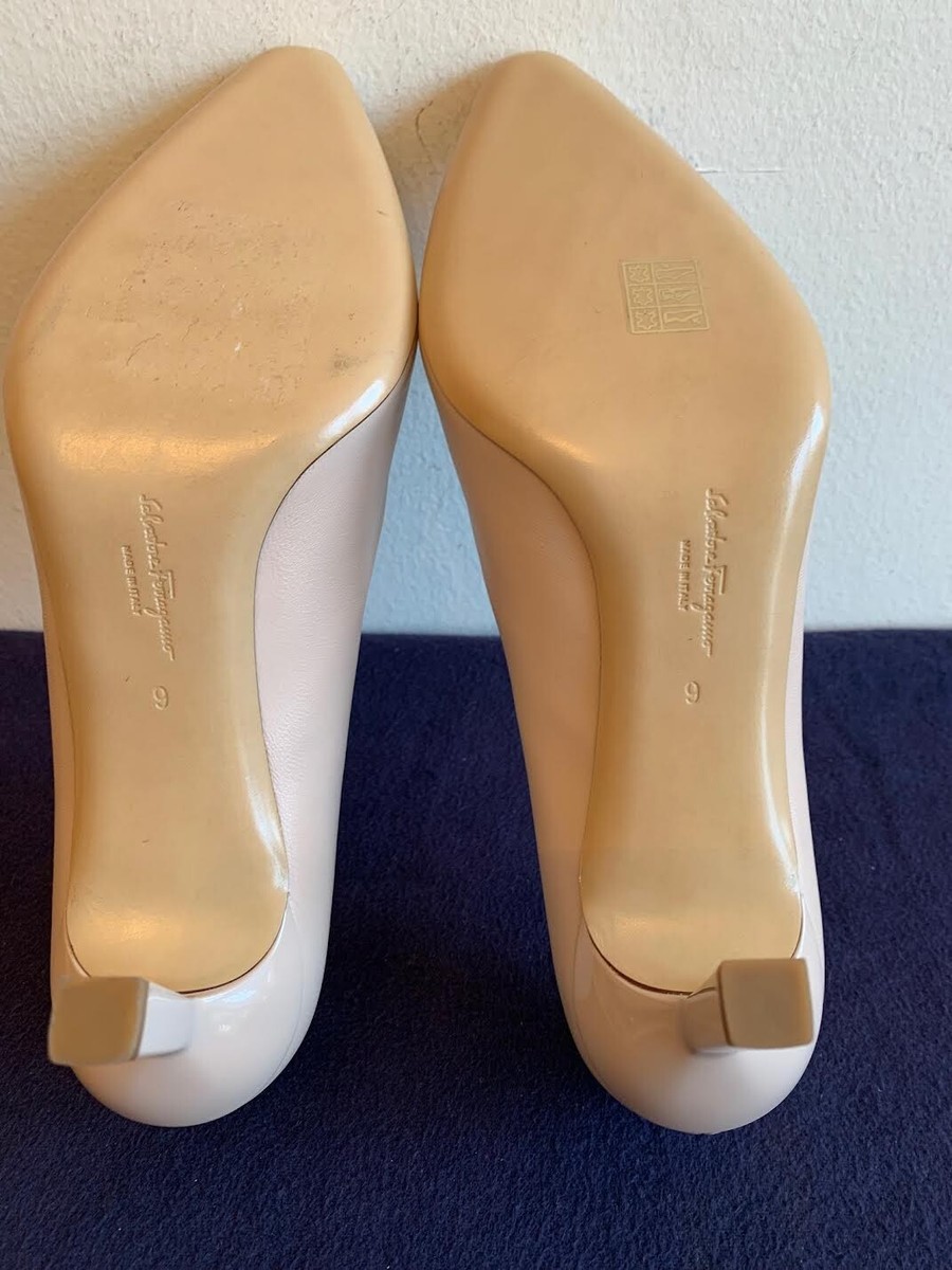 6万取引突破★UPS速達便利用！【FERRAGAMO】JUSTINA org.jpg