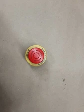 IDEC HW1E-BV Red Emergency Stop Twist Reset #1036J28*AD