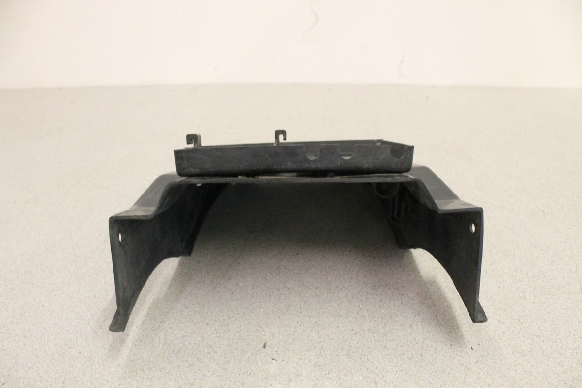 1993 Kawasaki Ninja ZX6 ZX600D REAR BACK FENDER MUD GUARD ZX 6 ZZR