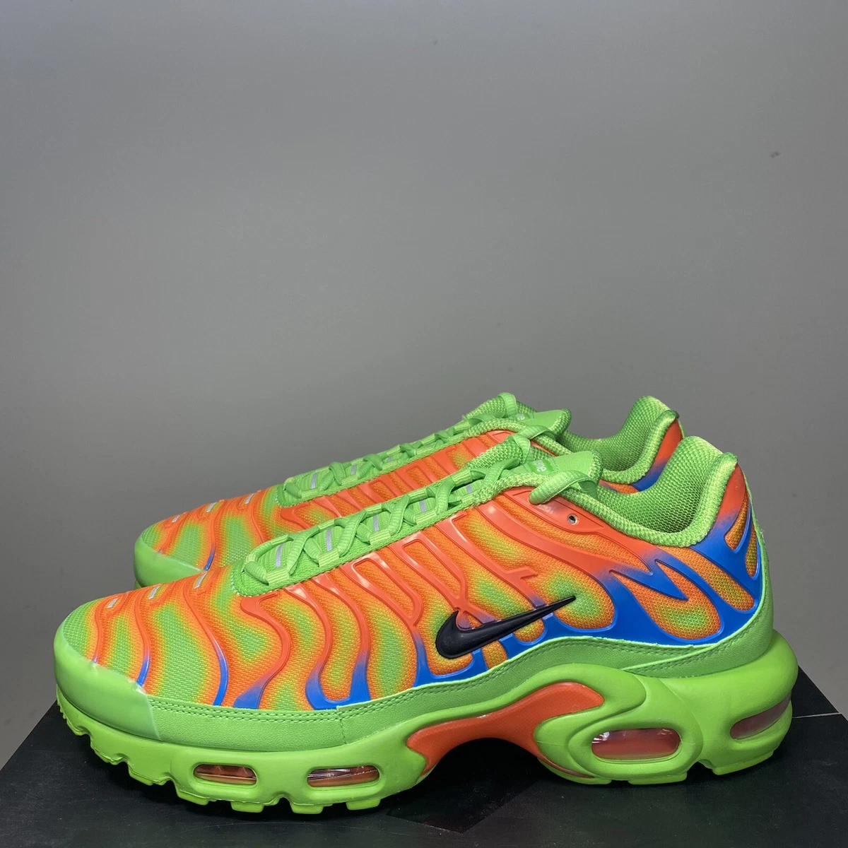 NEW RARE Nike Air Max Plus TN Supreme Mean Green Grinch DA1472 300 Men s Size 10
