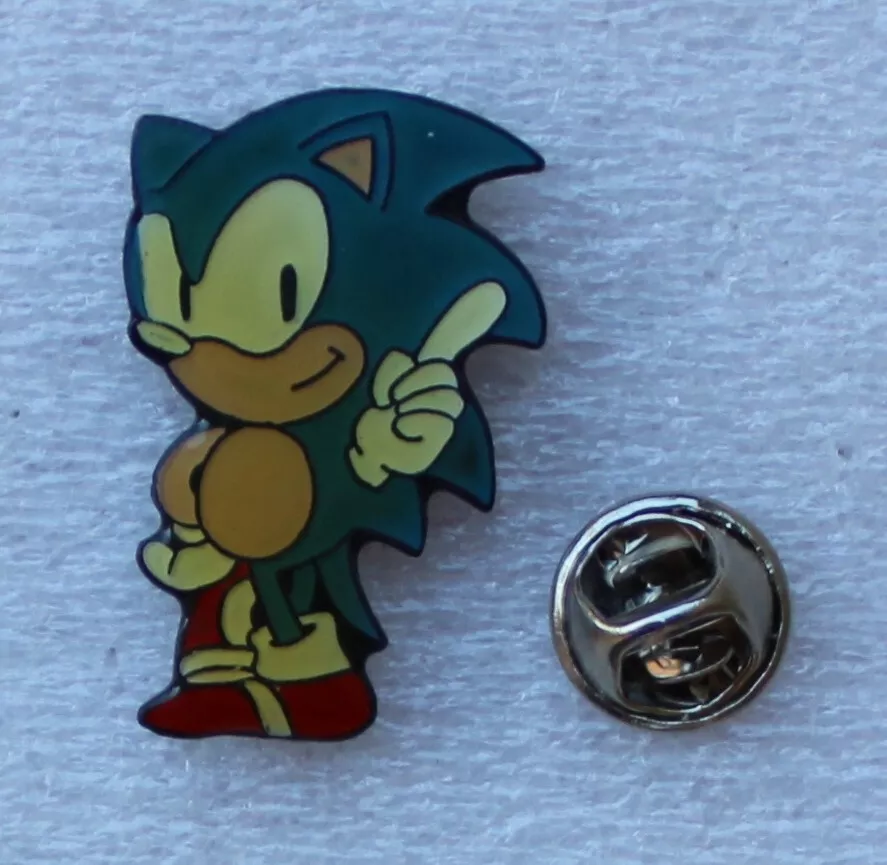  Speedy Sonic - Classic Sonic The Hedgehog Collectible Pin :  Clothing, Shoes & Jewelry