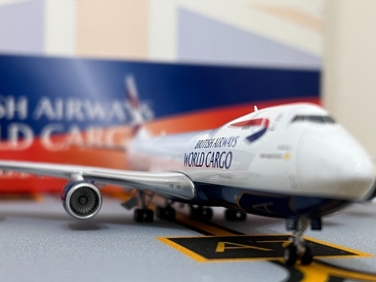 航空機・ヘリコプター herpa  WORLD CARGO B747-8F 1/200 航空機・ヘリコプター herpa WORLD CARGO B747-8F 1/200