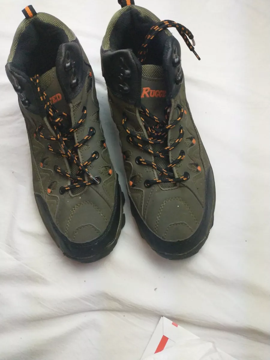 Olive green hiking boots discount