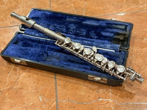 GEMEINHARDT PICCOLO FLUTE MUSICAL INSTRUMENT 71501 C & CASE ELKHARDT IND VINTAGE