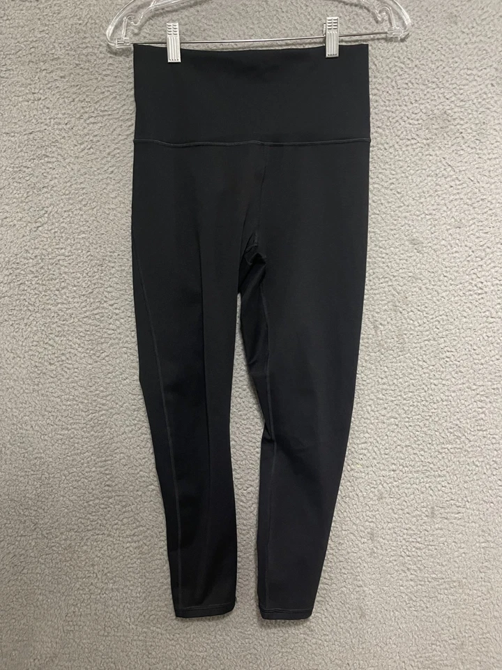 Fabletics Powerhold Womens Leggings Size Medium Crop Black Adult Polyester - Image 1 of 4