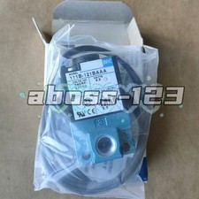 MAC 111B-121BAAA solenoid valve 1pcs New In Box