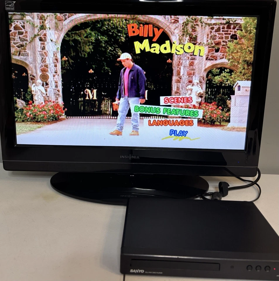 Insignia NS-LDVD26Q-10A LCD - 26” Color TV / DVD Player - Retro Gaming - READ - Image 3 of 4