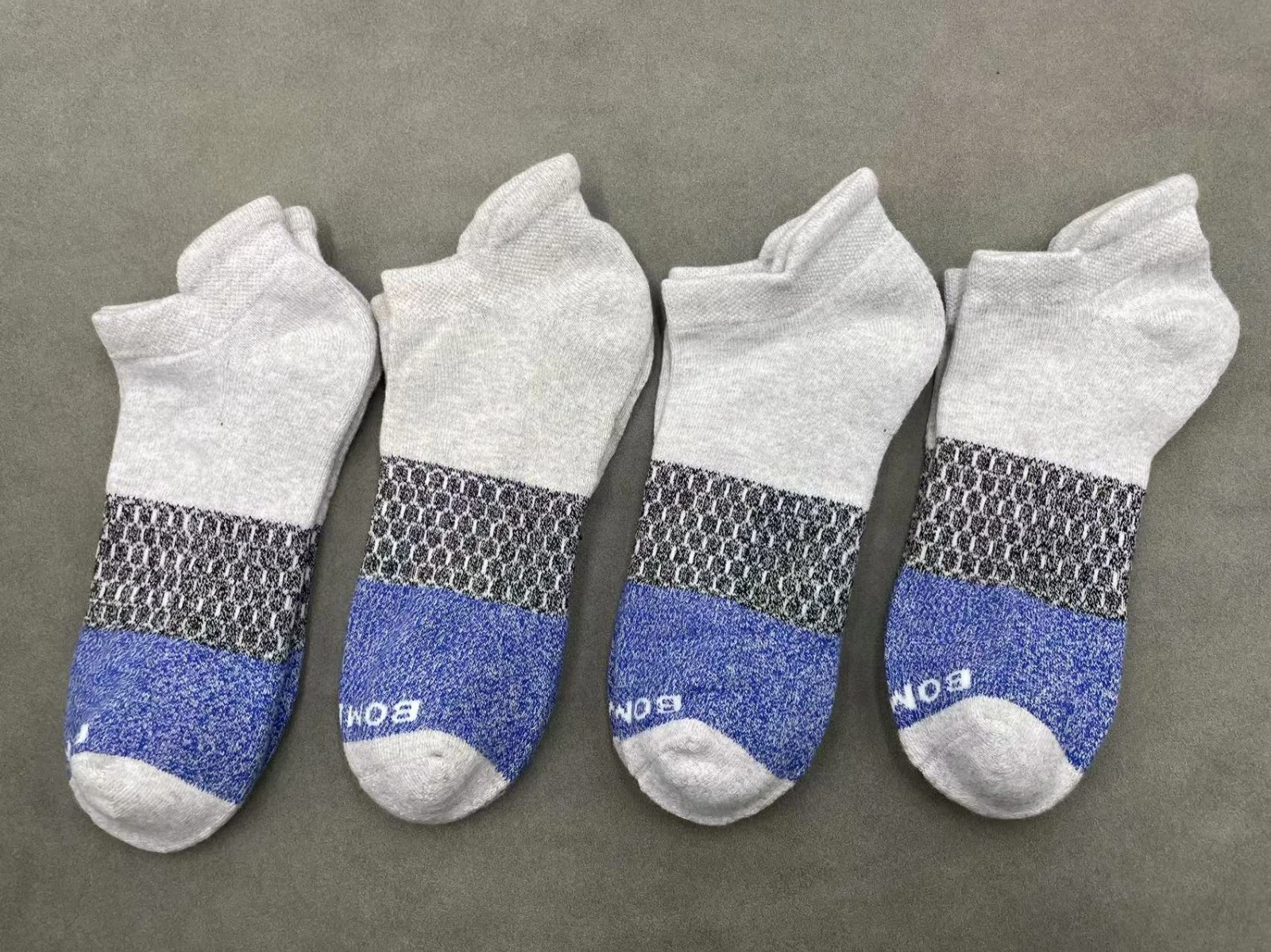 4 Pairs Bombas Women's Tri-Block Marl Ankle Nice Sock Size Large Grey & Purple