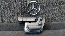 AX-900 * Mercedes W246 W166  Schalter Sitz vorne rechts Mercedes A1669054000