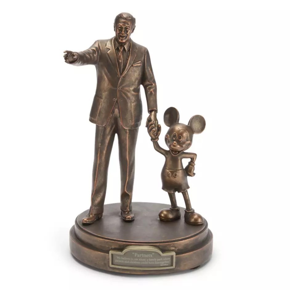 Walt Disney and Mickey Mouse Partners Figure BRAND NEW FREE SHIPPING