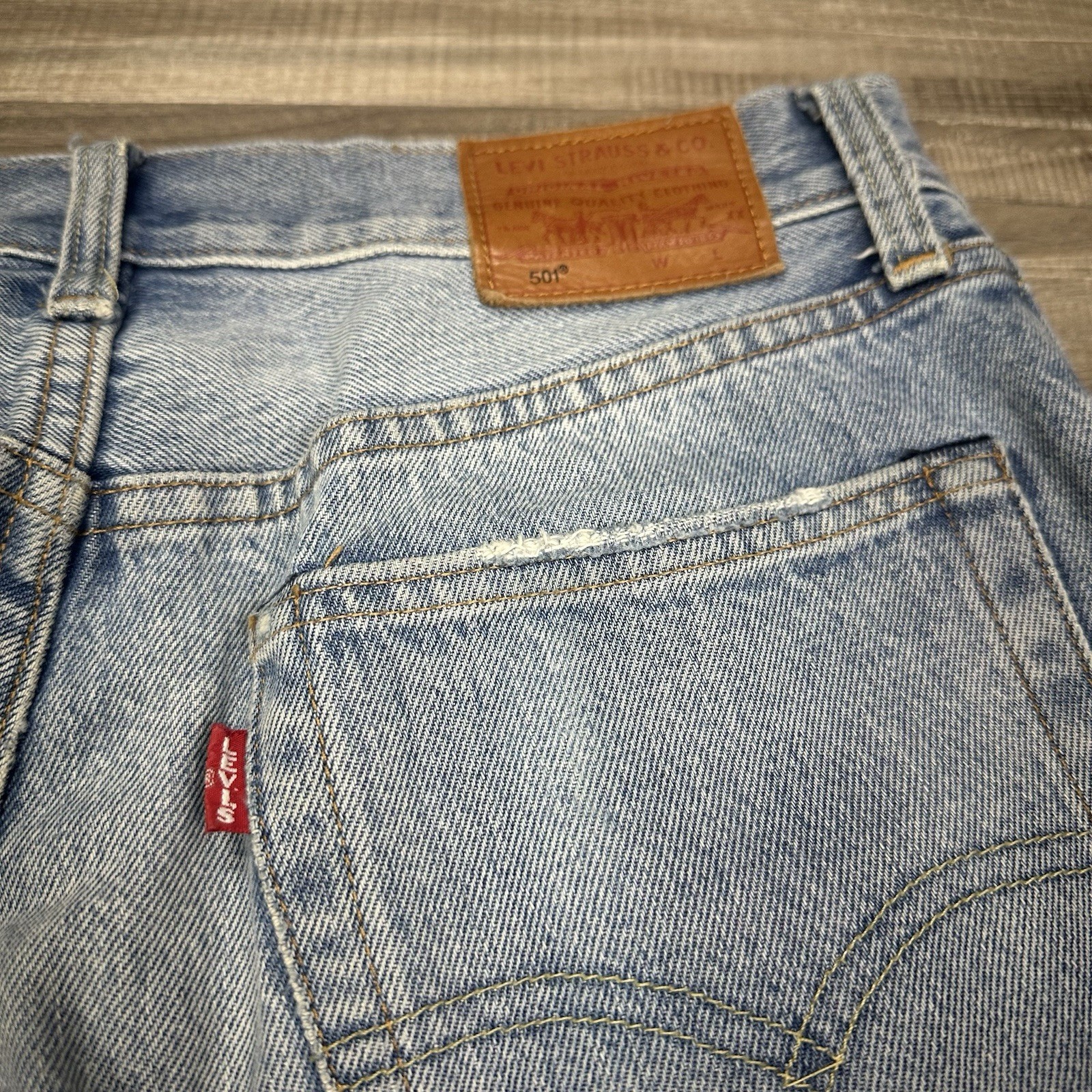 Levi's Premium 501 Original Fit Selvedge Jeans Men Size 27x32 Light Wash Big E image 5