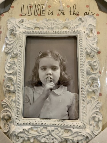 NOS Creme Rosa Punkte "Liebe liegt in der Luft" Foto Bilderrahmen Verziert 3,5" X 5" - Bild 2 von 6