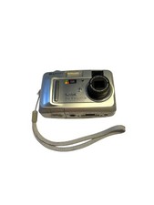 Kodak Digital Camera EasyShare CX7220 2.0MP Point Shoot Silver Works No SD Card