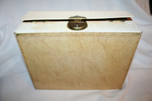 Vintage Cream Leather Jewellery Box As Is (295) - Picture 7 of 9