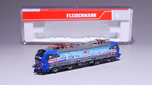 Scala N Fleischmann 739353 locomotiva elettrica BR 193 Vectron SBB DCC Sound in IMBALLO ORIGINALE #NN_242 - Foto 3 di 9