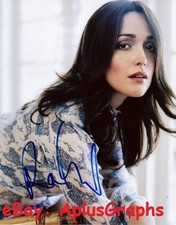 ROSE BYRNE... Sexy Stunner - SIGNED