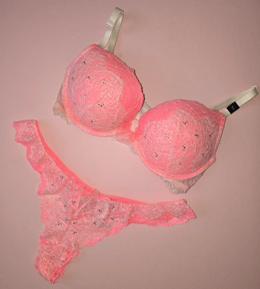 Conjunto de sutiã Victoria's Secret Dream Angels push up renda chantilly bordado 36C M - Imagem 3 de 4