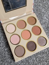 Image of Essence Follow your heart neutral brown eyeshadow palette 9 pans