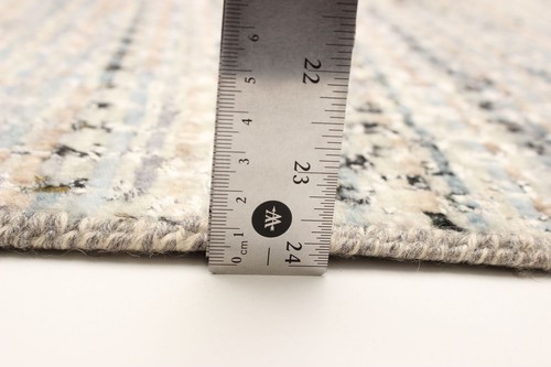 Traditional Hand-knotted Carpet 2'11" x 5'2" Area Rug - Picture 6 of 9
