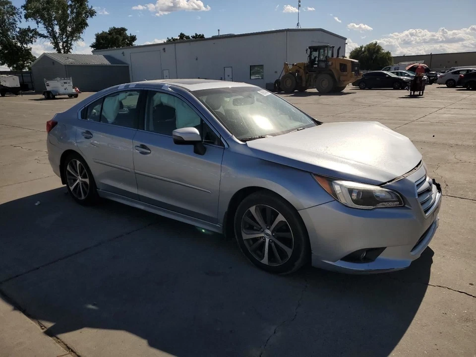 BLK LEFT FRONT DOOR TRIM PANEL 2016 SUBARU LEGACY - Image 4 of 4