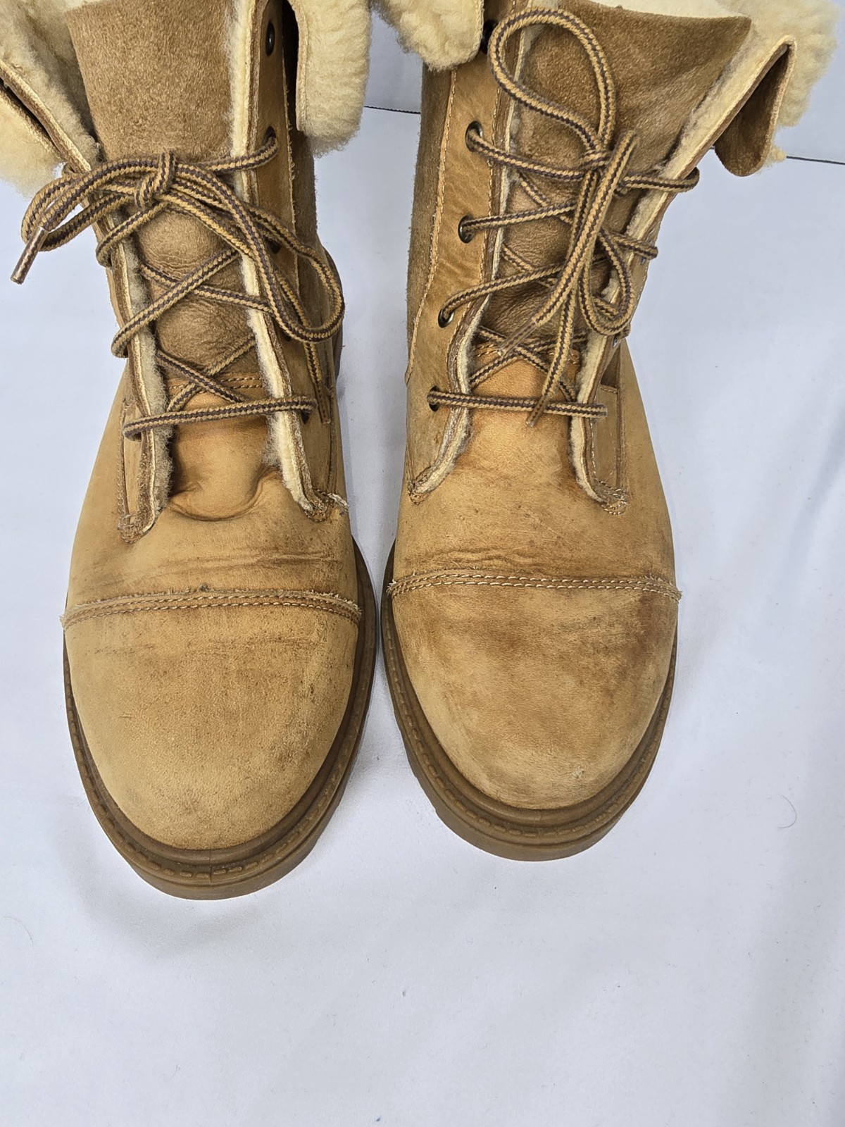 Ugg Abby Boot - image 3