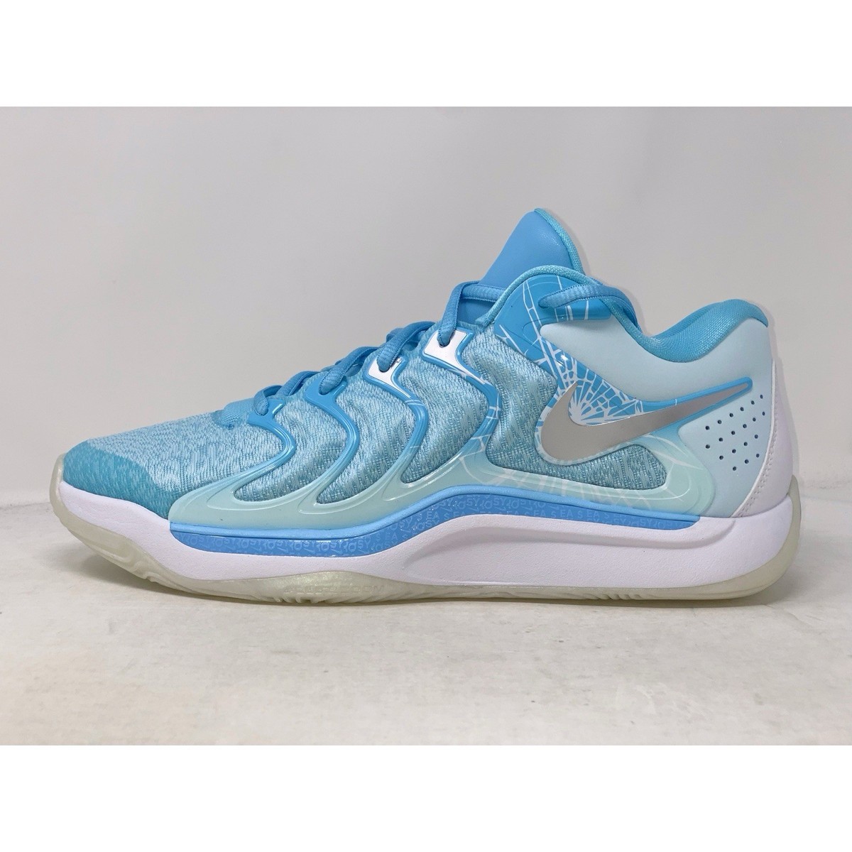 Nike KD17 'Christmas' Aquarius Blue Sneakers, Size 10.5 BNIB