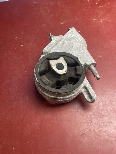 08-10 Pontiac G6 Front Transmission Mount 25955046 - Bild 6 von 12