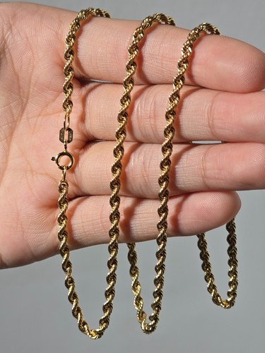 9ct Yellow Gold Italian 2.5mm Twist Rope Chain Necklace 55cm Long - Picture 3 of 10