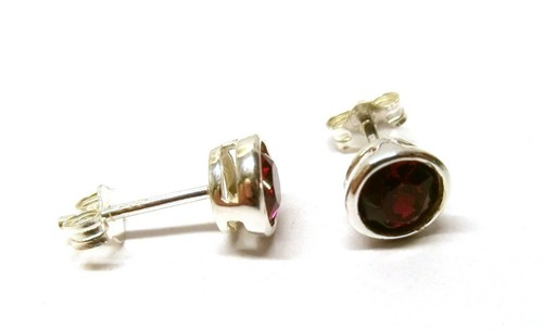 925 Sterling Silver Classic Ruby Red CZ Crystal Round Rub Over Stud Earrings 5mm - Picture 5 of 10