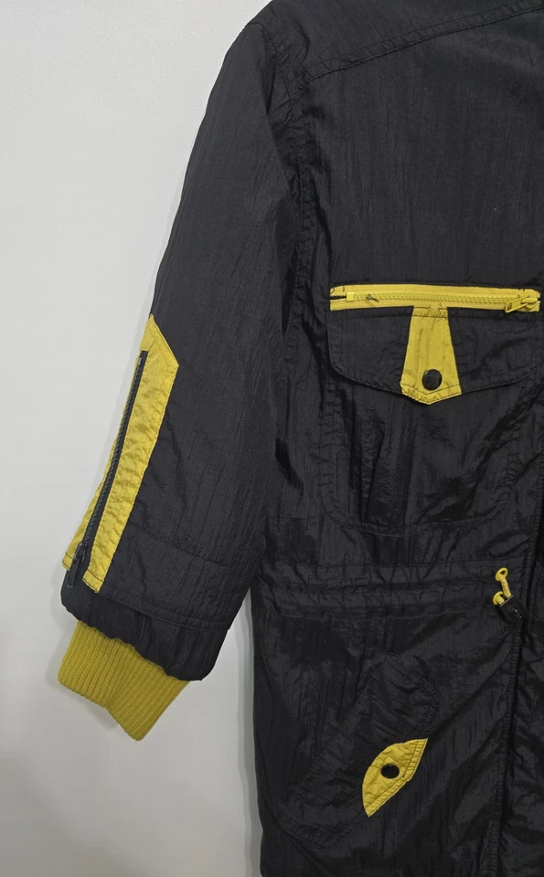 Chaqueta de invierno retro East West by the Panda Group para mujer negra amarilla talla pequeña Foto 4 de 4