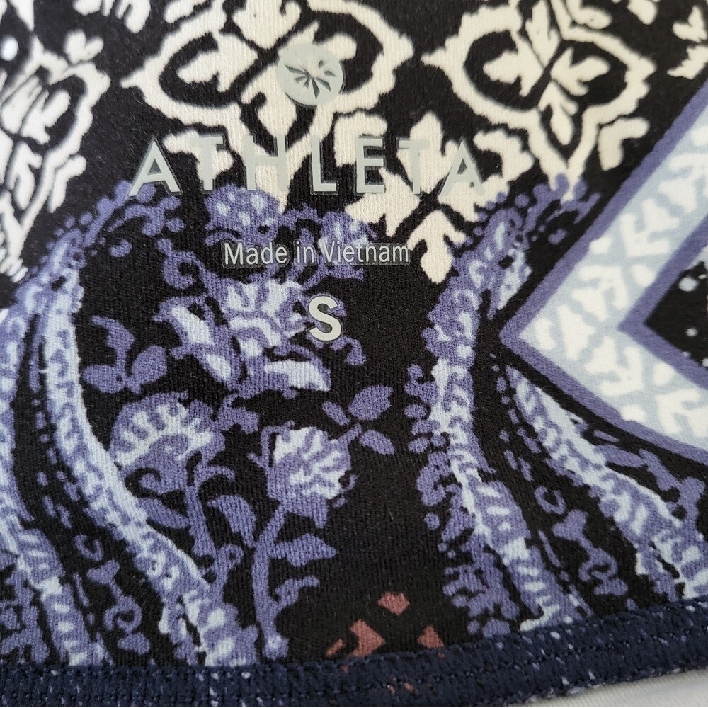 Athleta Patchwork Salutation tight Leggings Size S - image 4