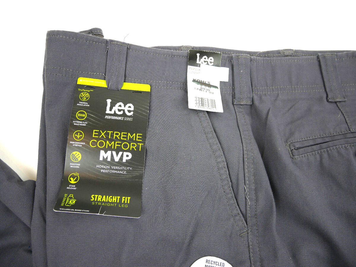 Lee Men's Extreme Comfort Straight Fit Pant 30 x 32 NEW Lee Men's Extreme Comfort Straight Fit Pant 30 x 32 NEW