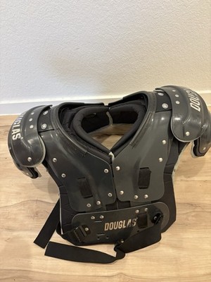 Douglas Legacy JD Men's Football Shoulder Pads Size Large 19”-20