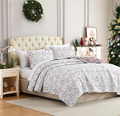 Christmas Bedding, Twin Quilt Set with Pillow Twin / Twin XL Holiday Harmony