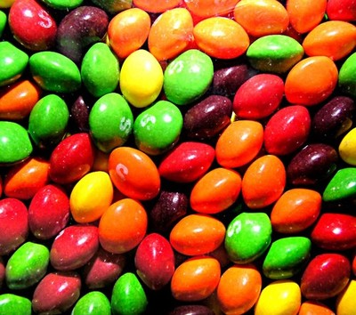 Rainbow SKITTLES 40 Pounds Bulk Vending Machine Fresh Candy New Candies